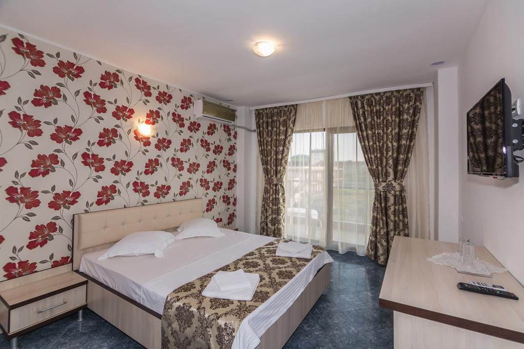 Hotel Lucas Costinesti Esterno foto