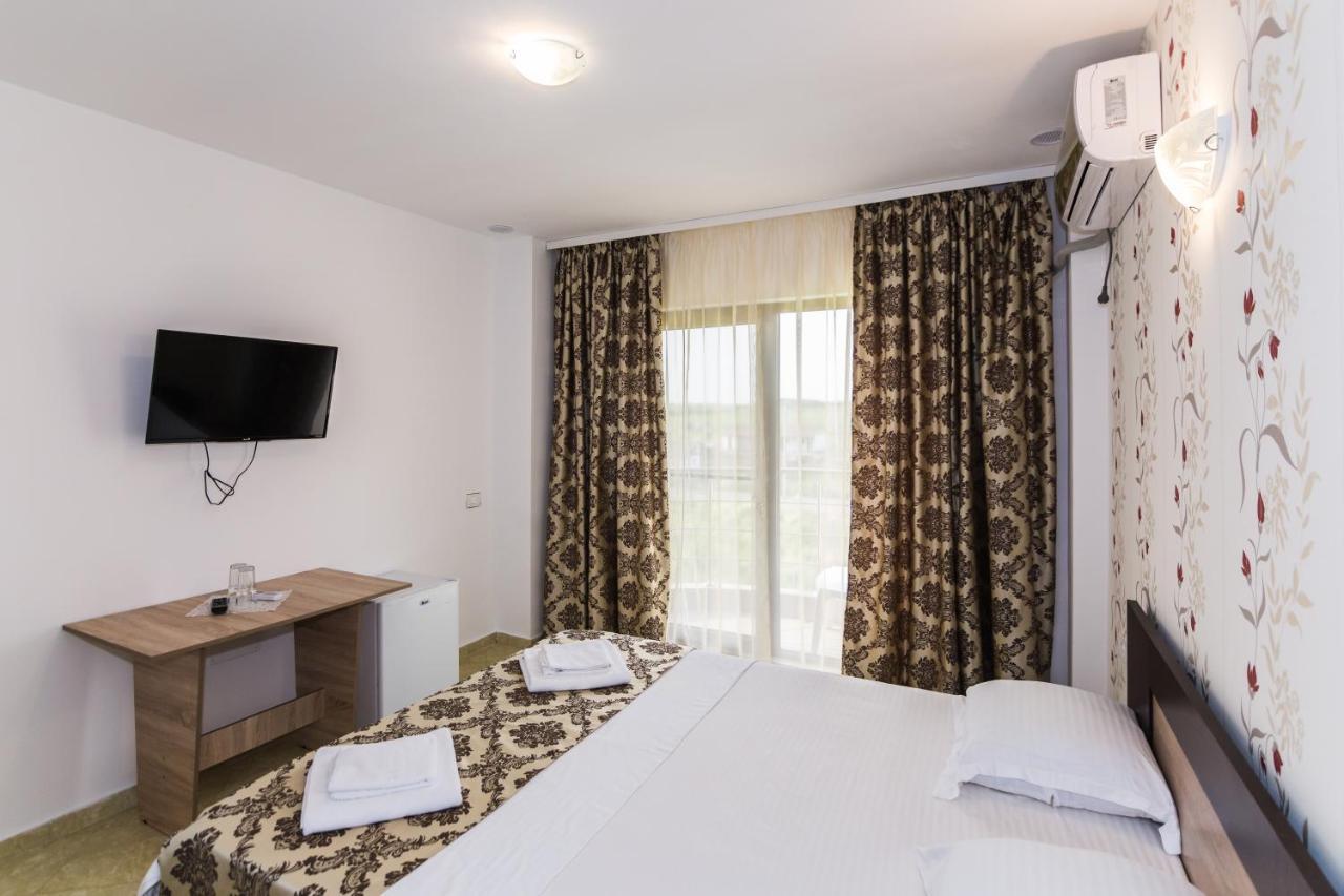 Hotel Lucas Costinesti Esterno foto